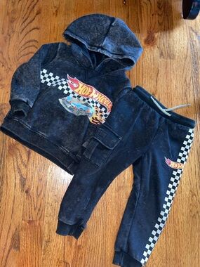 Hot Wheels Sweatsuit